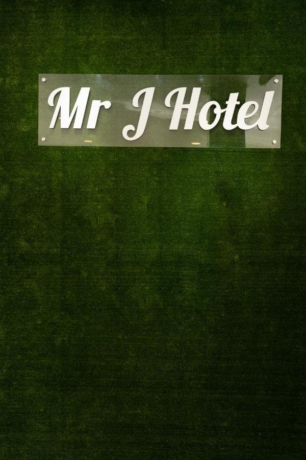Mary J Hotel Family 10 Pax Room Kota Bharu Buitenkant foto